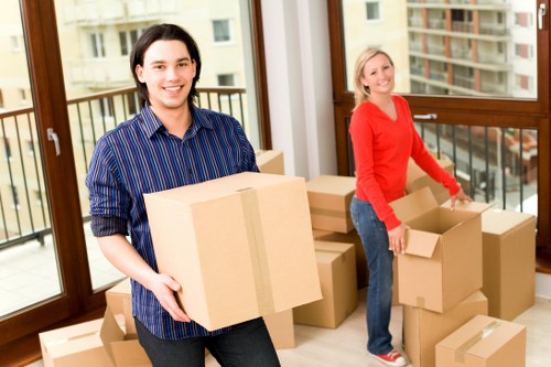 Local man and van service handling furniture in Marylebone